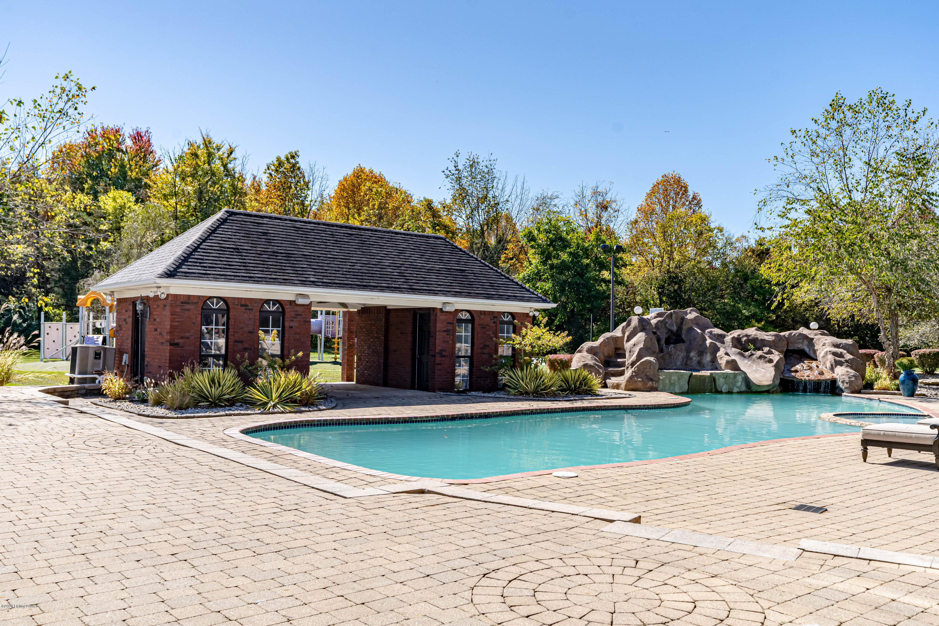 7626 Heavens Estates Way Property Photo 168