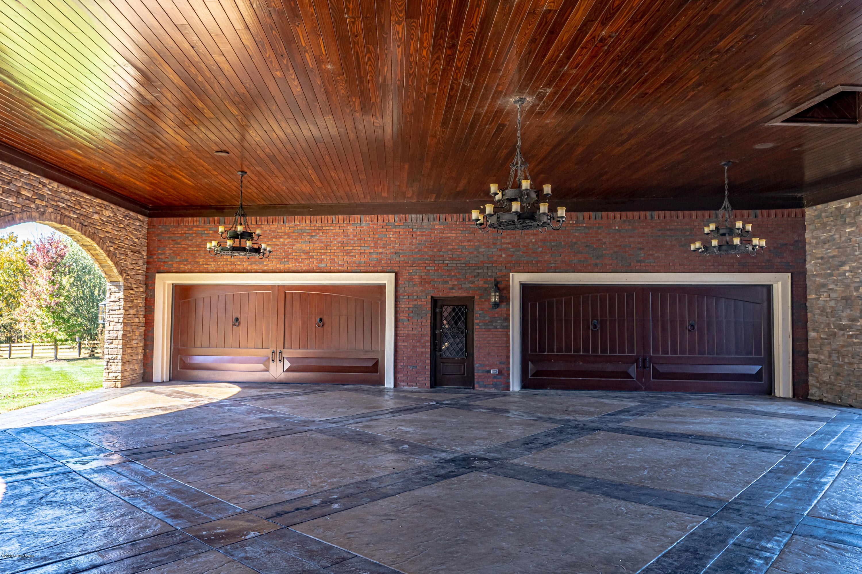 7626 Heavens Estates Way Property Photo 179