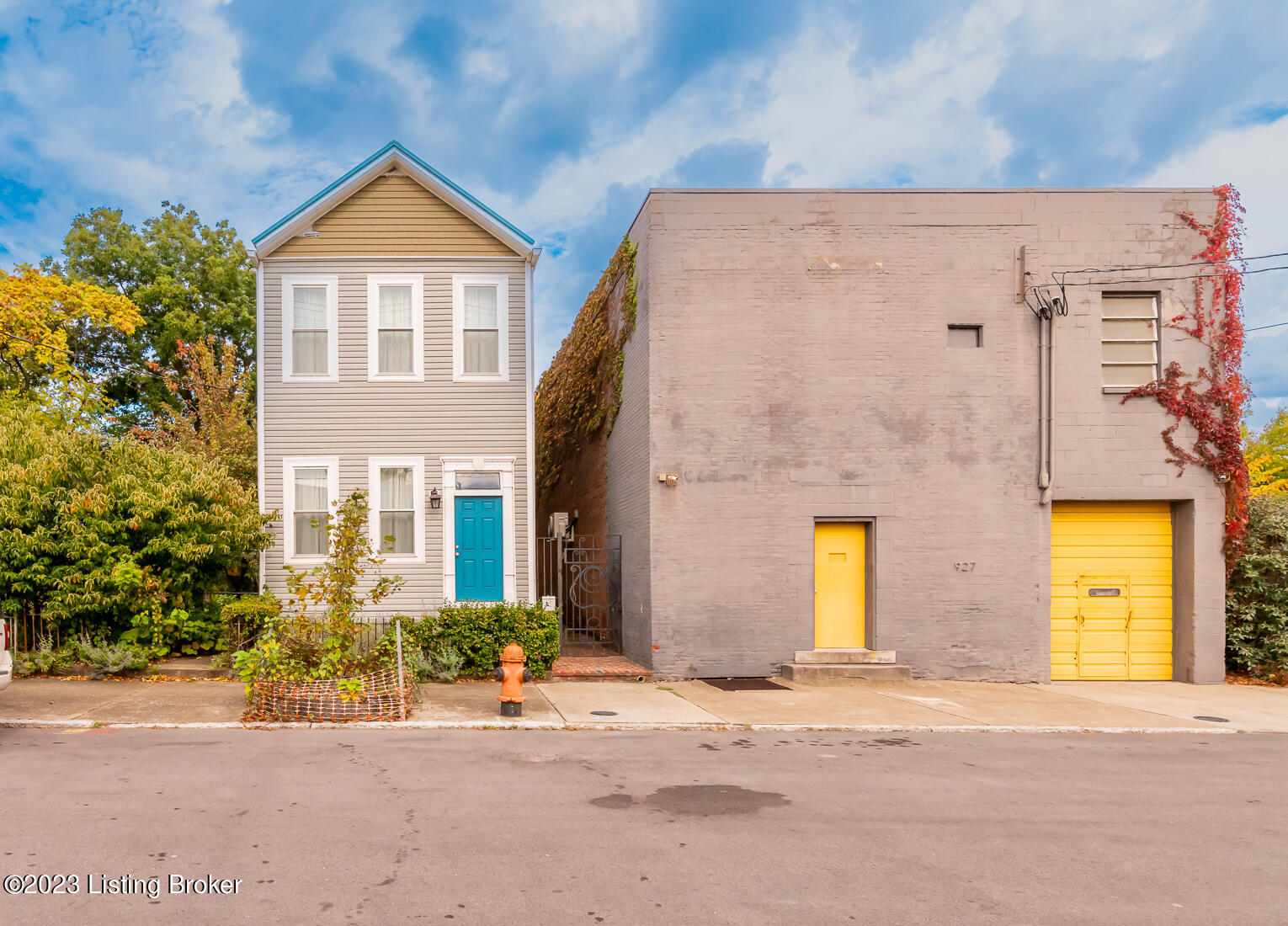 923 & 925 E Madison St Property Photo
