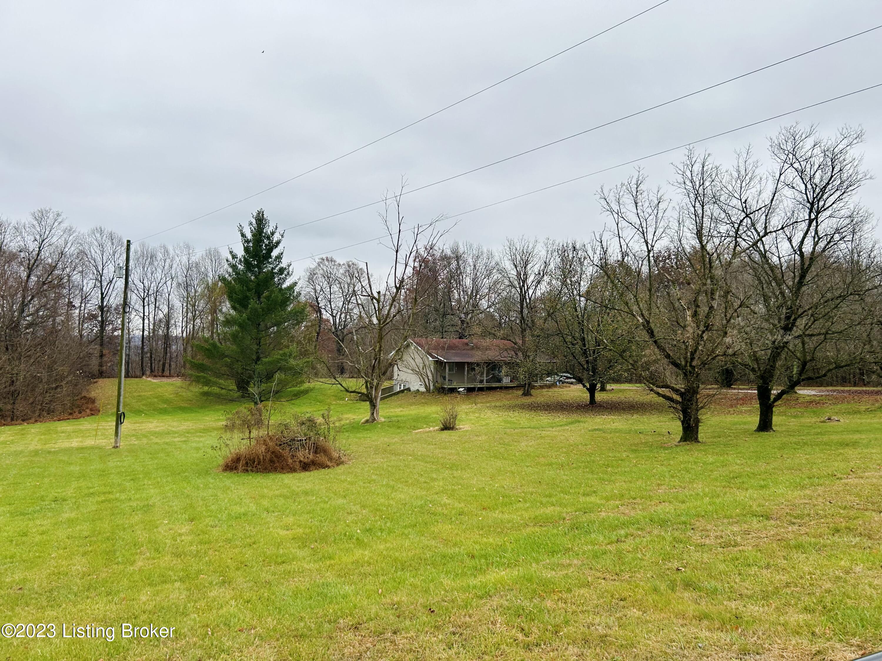 9549 Highway 60 Property Photo