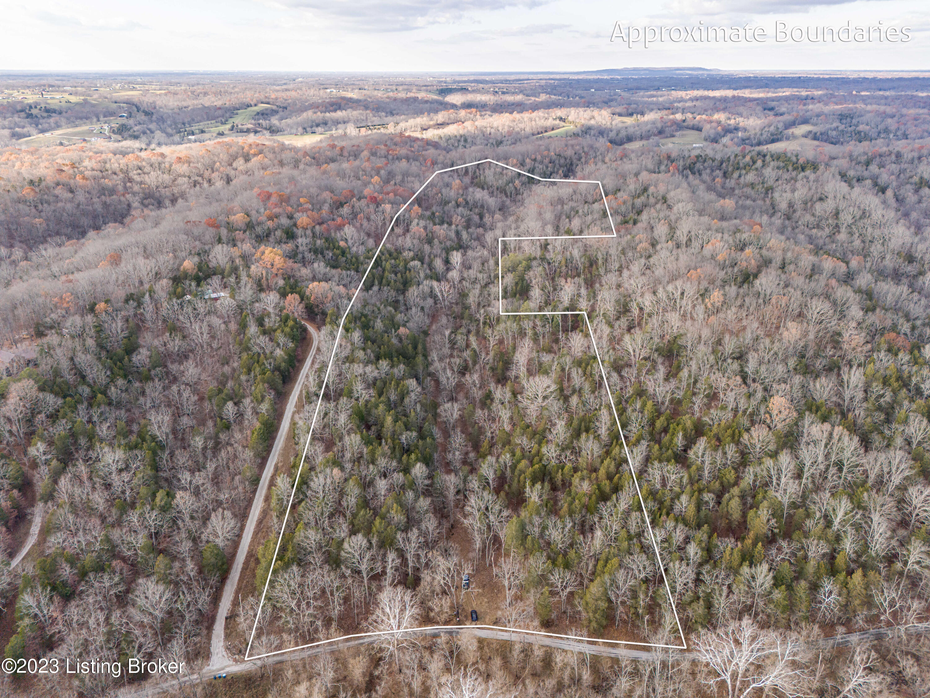 1600 Crooked Creek Rd Property Photo 1