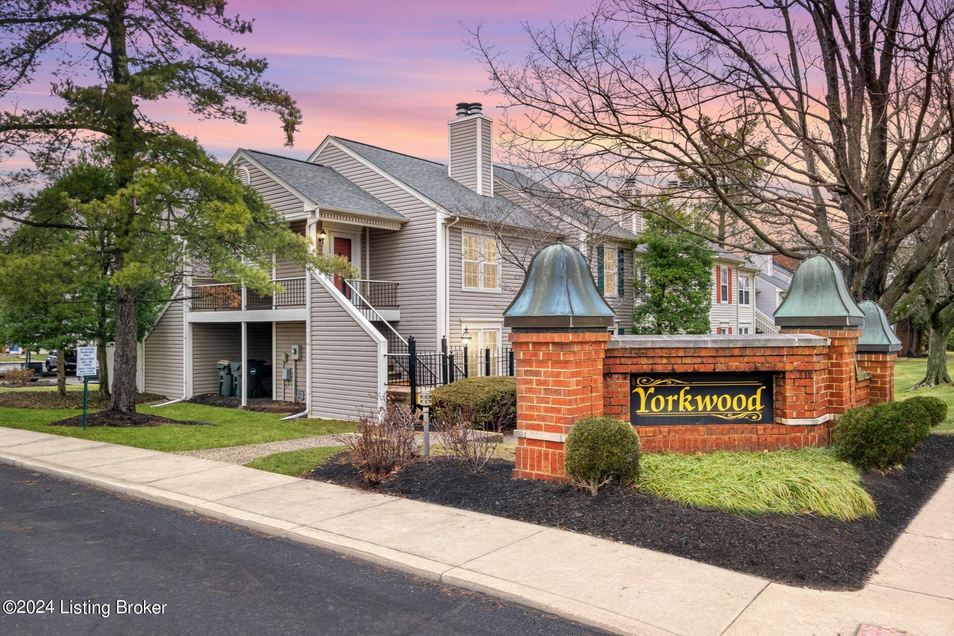 Yorkwood Real Estate Listings Main Image