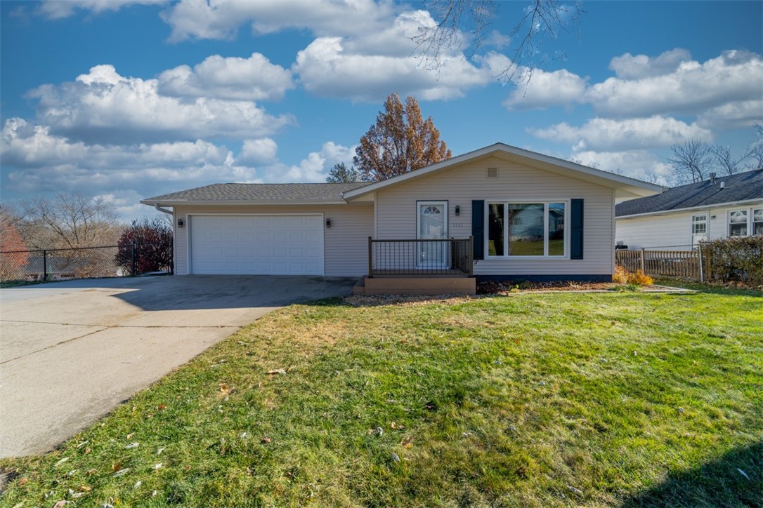 9163 Maplecrest Drive Property Photo