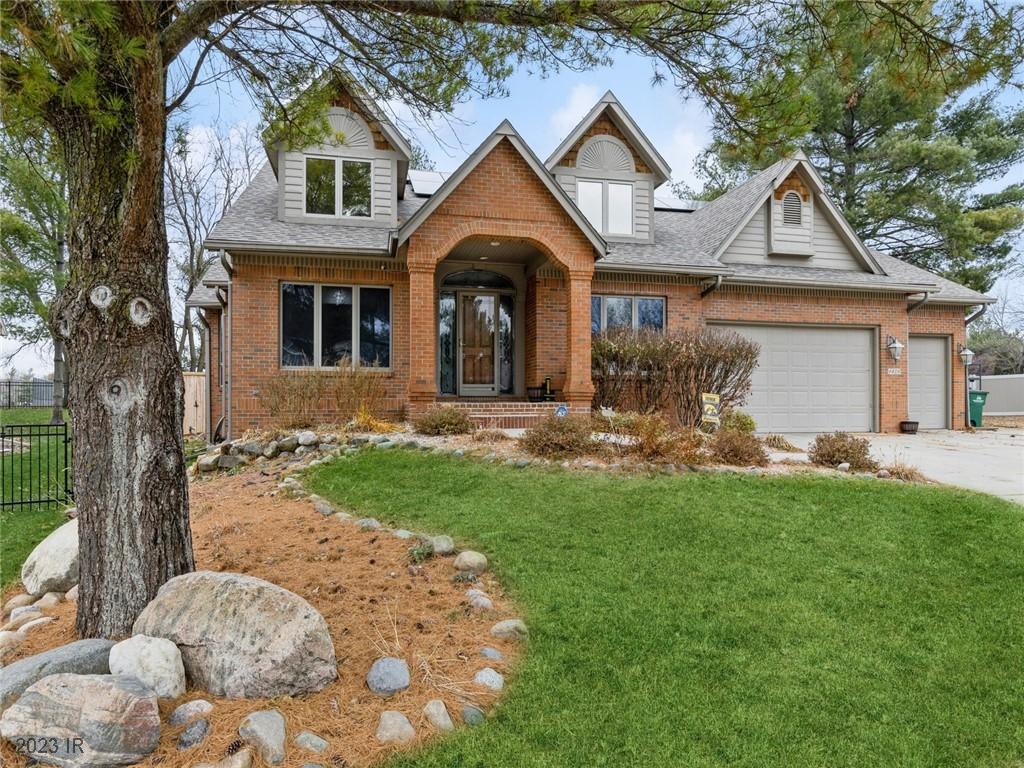 4428 101st Street Property Photo 1