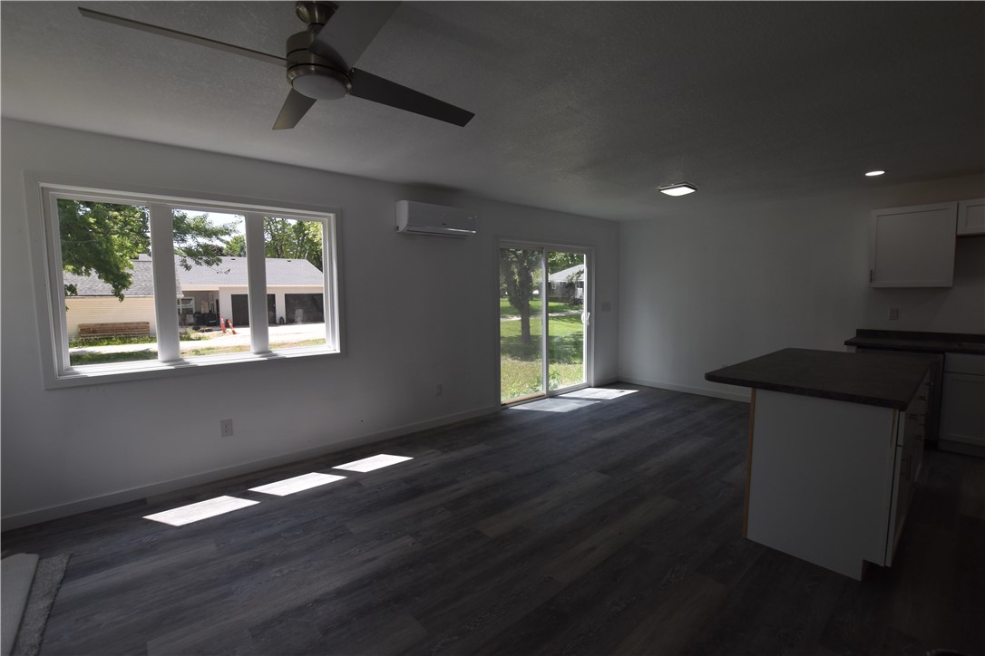 215 8th Street Property Photo 11