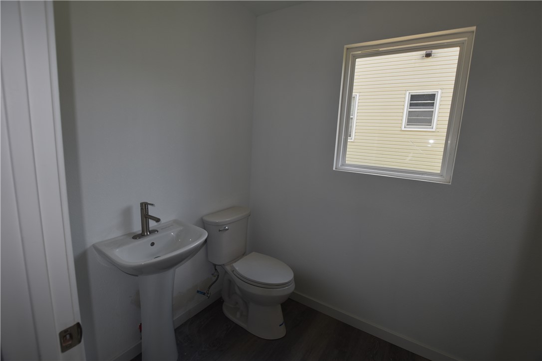 215 8th Street Property Photo 18