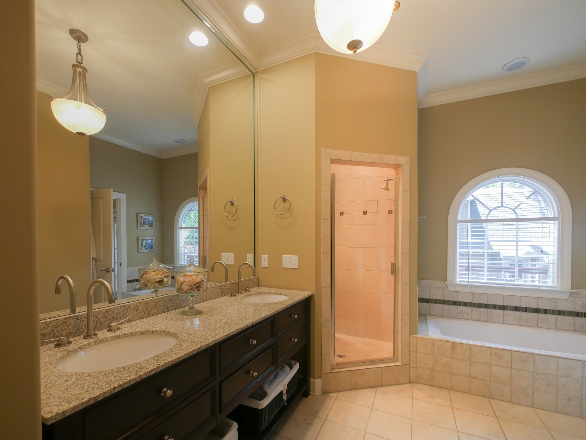 1011 Bate Ave Property Photo 12