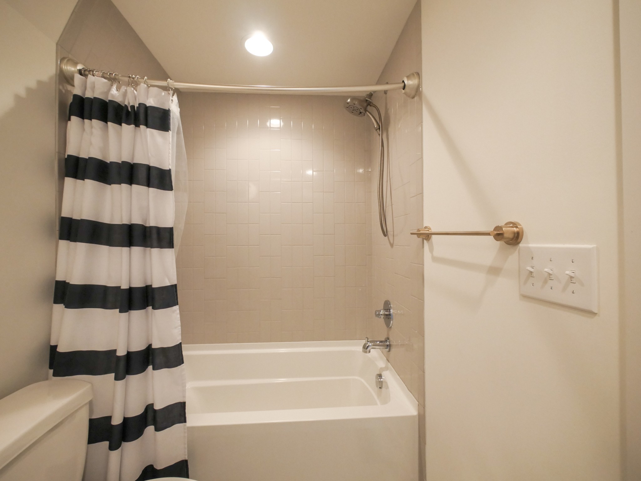 1011 Bate Ave Property Photo 35