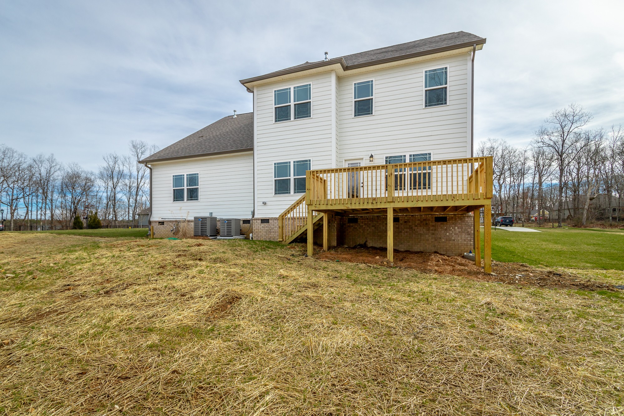 2435 Blue Mist Dr Property Photo 3