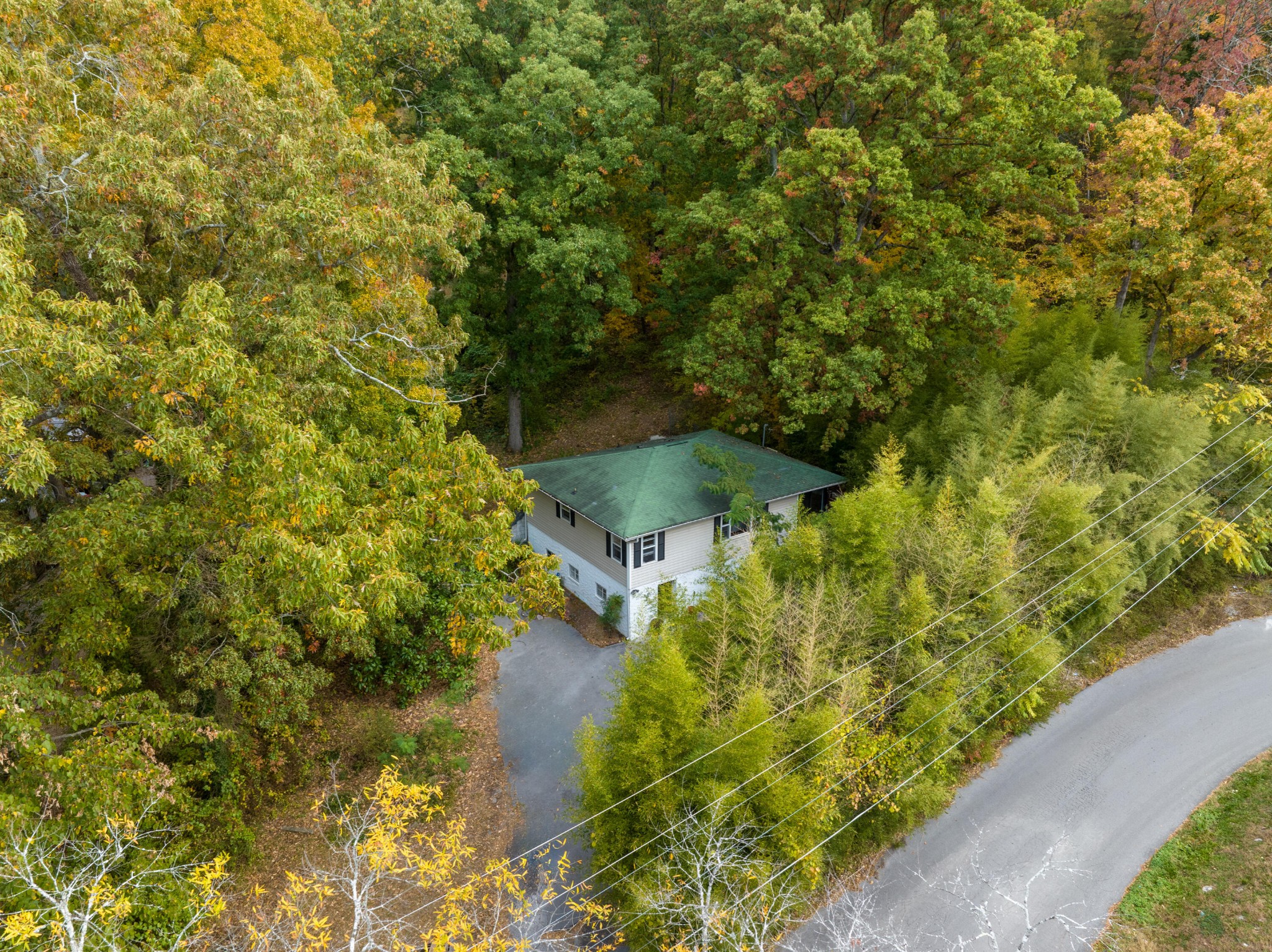 658 Gurley Street Property Photo 3