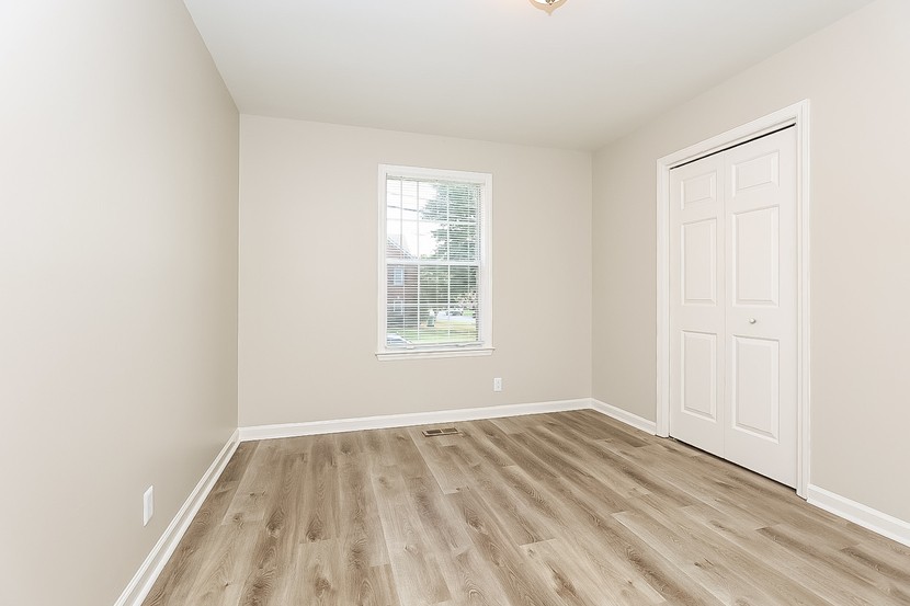 6532 Arvington Way Property Photo 8