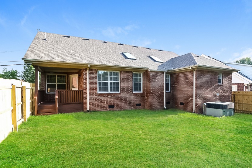 6532 Arvington Way Property Photo 10