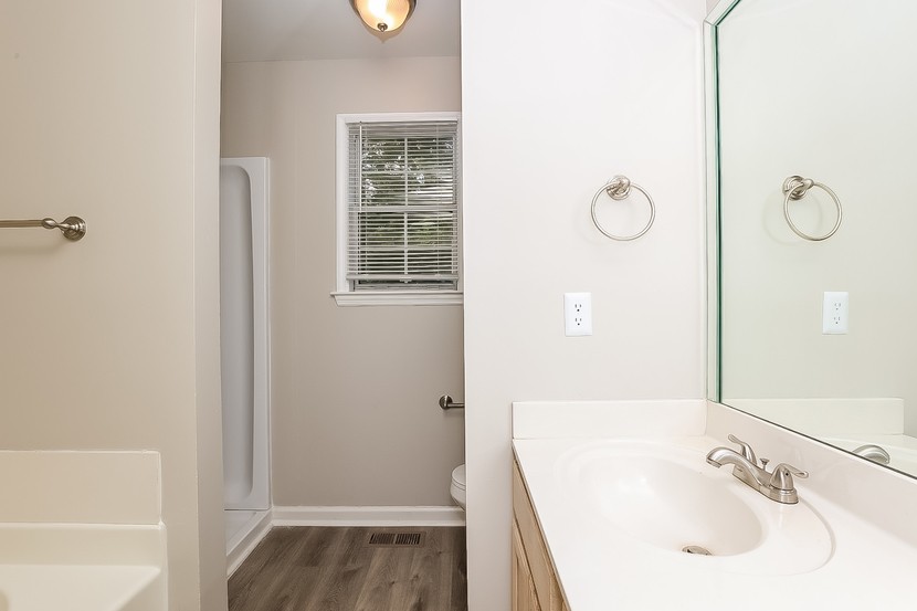 6532 Arvington Way Property Photo 14