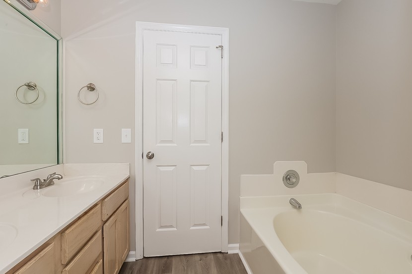 6532 Arvington Way Property Photo 15