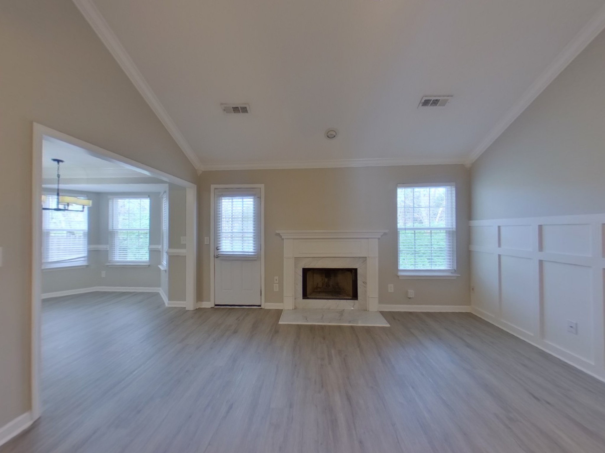 4029 Deer Run Trce Property Photo 2