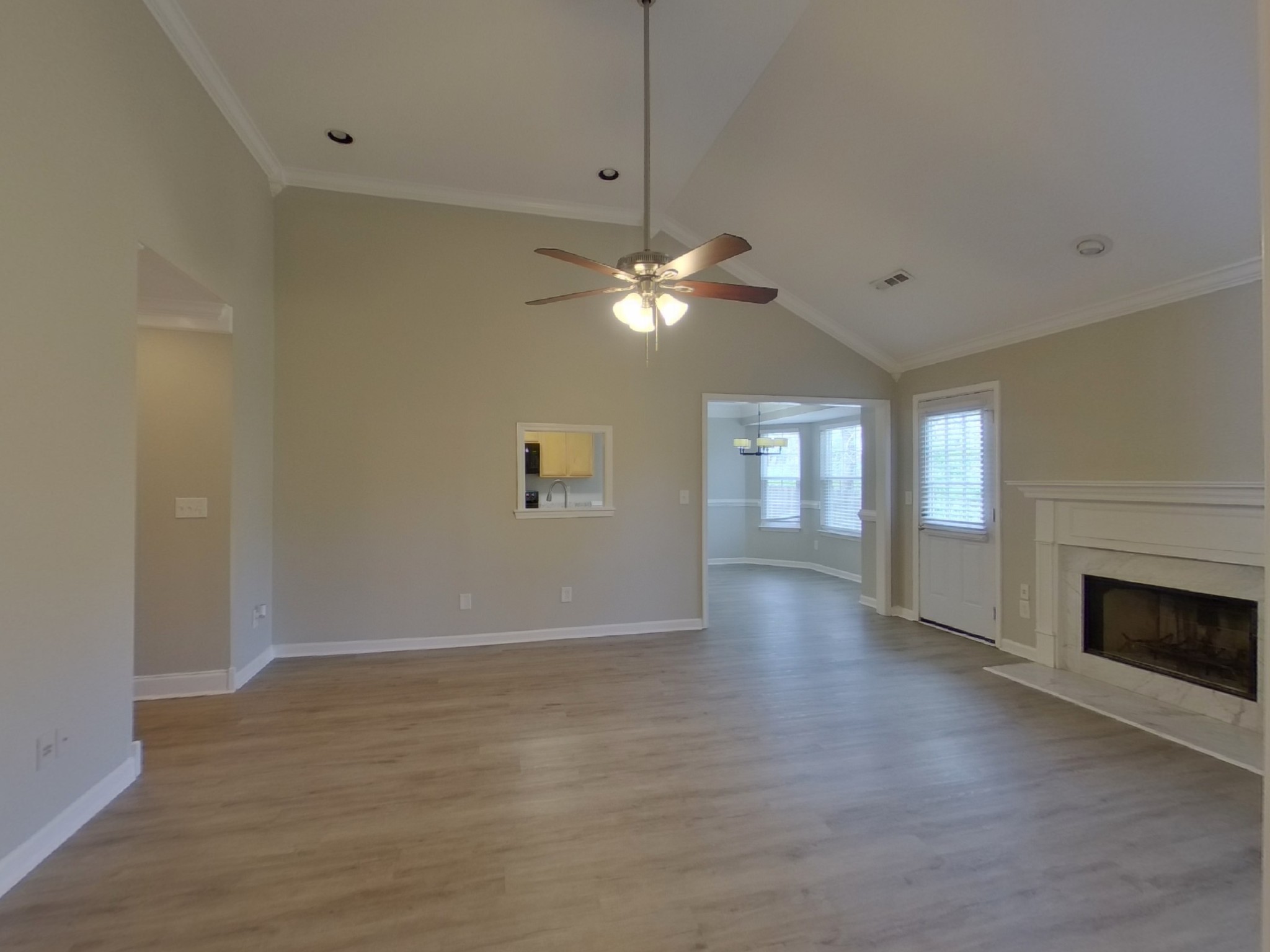 4029 Deer Run Trce Property Photo 3