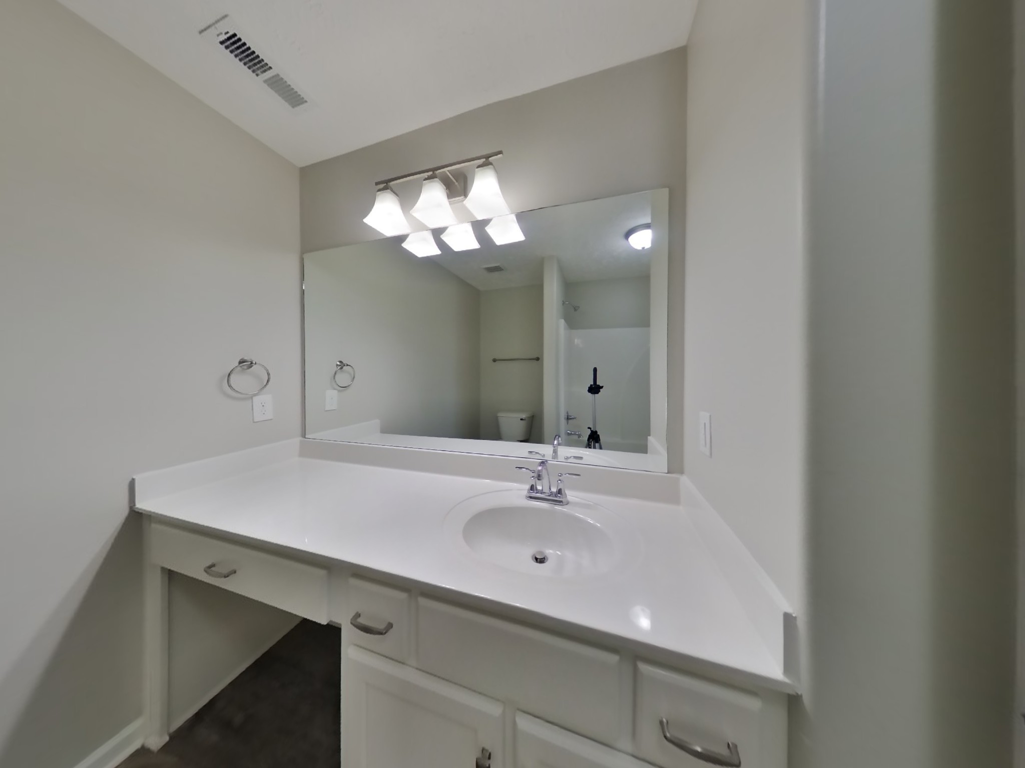 1713 Sunray Dr Property Photo 7