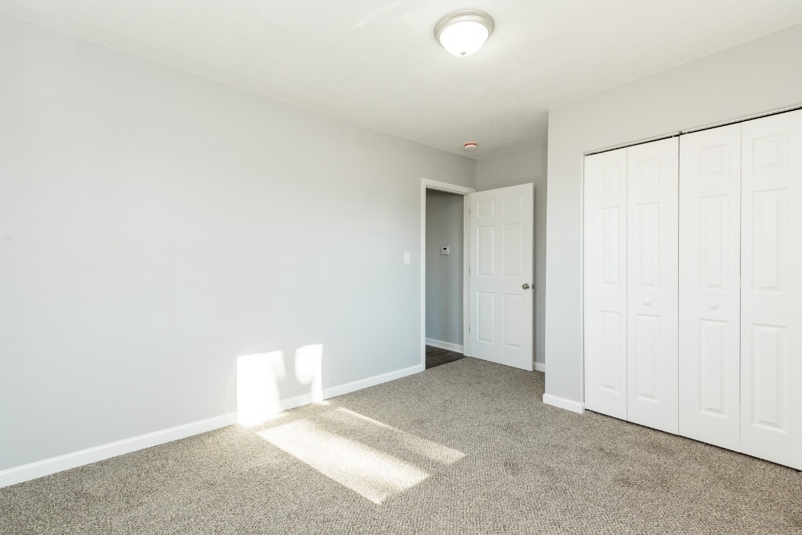233 Liberty Pkwy Property Photo 6