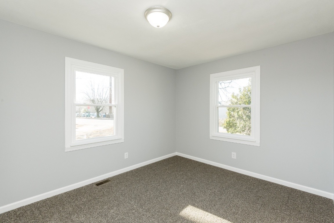 233 Liberty Pkwy Property Photo 11