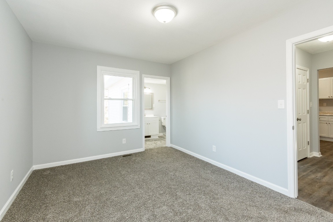 233 Liberty Pkwy Property Photo 13