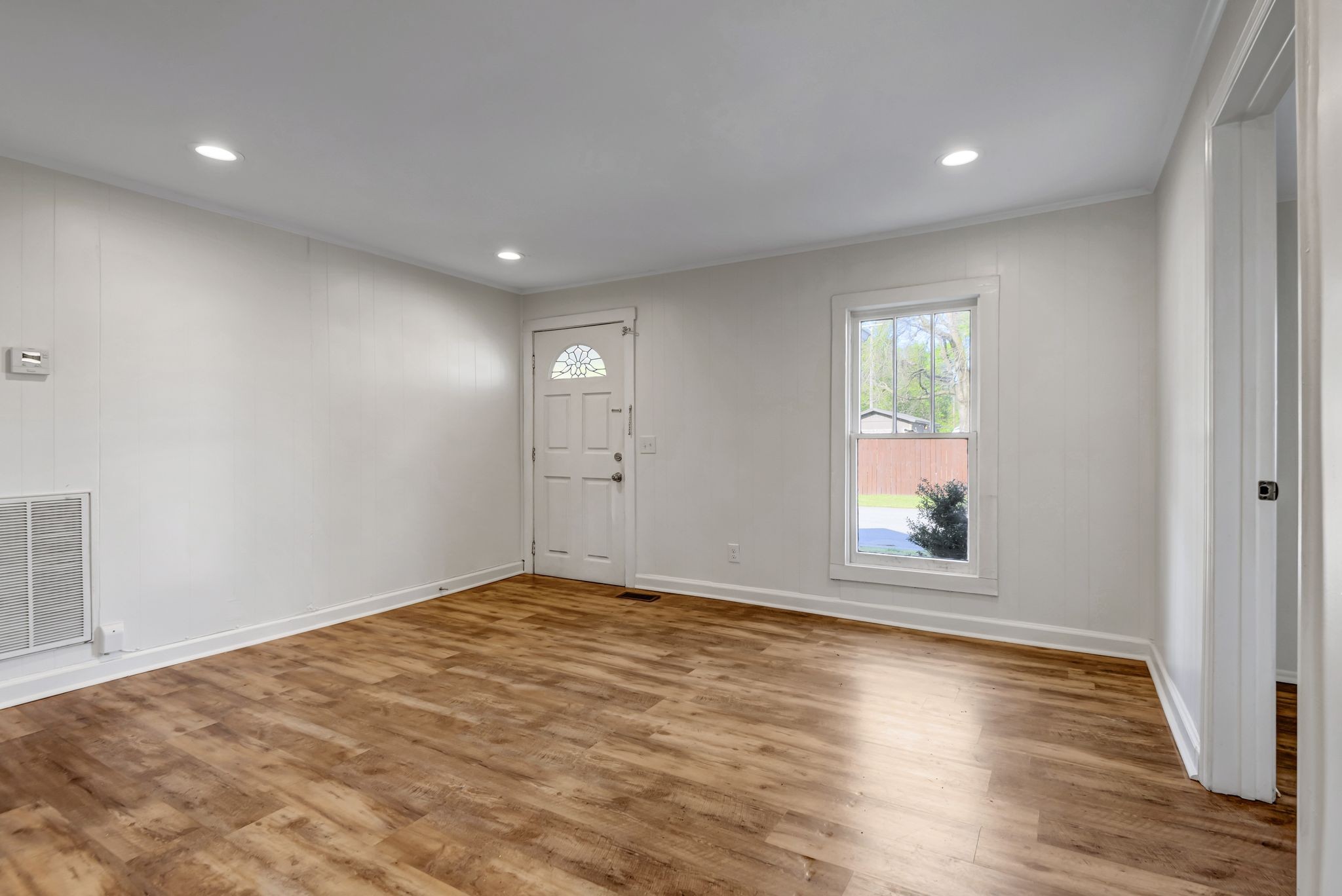 2404 Burbank Ave Property Photo 5