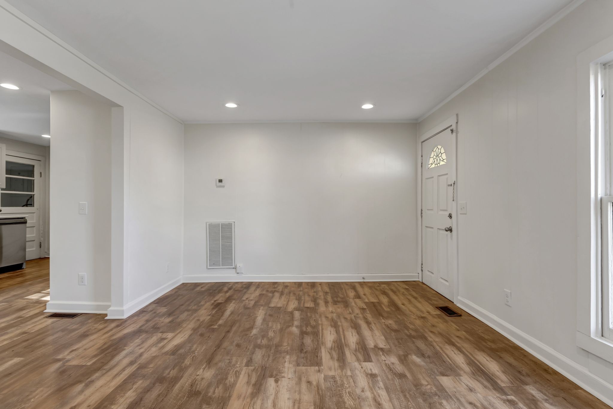 2404 Burbank Ave Property Photo 9