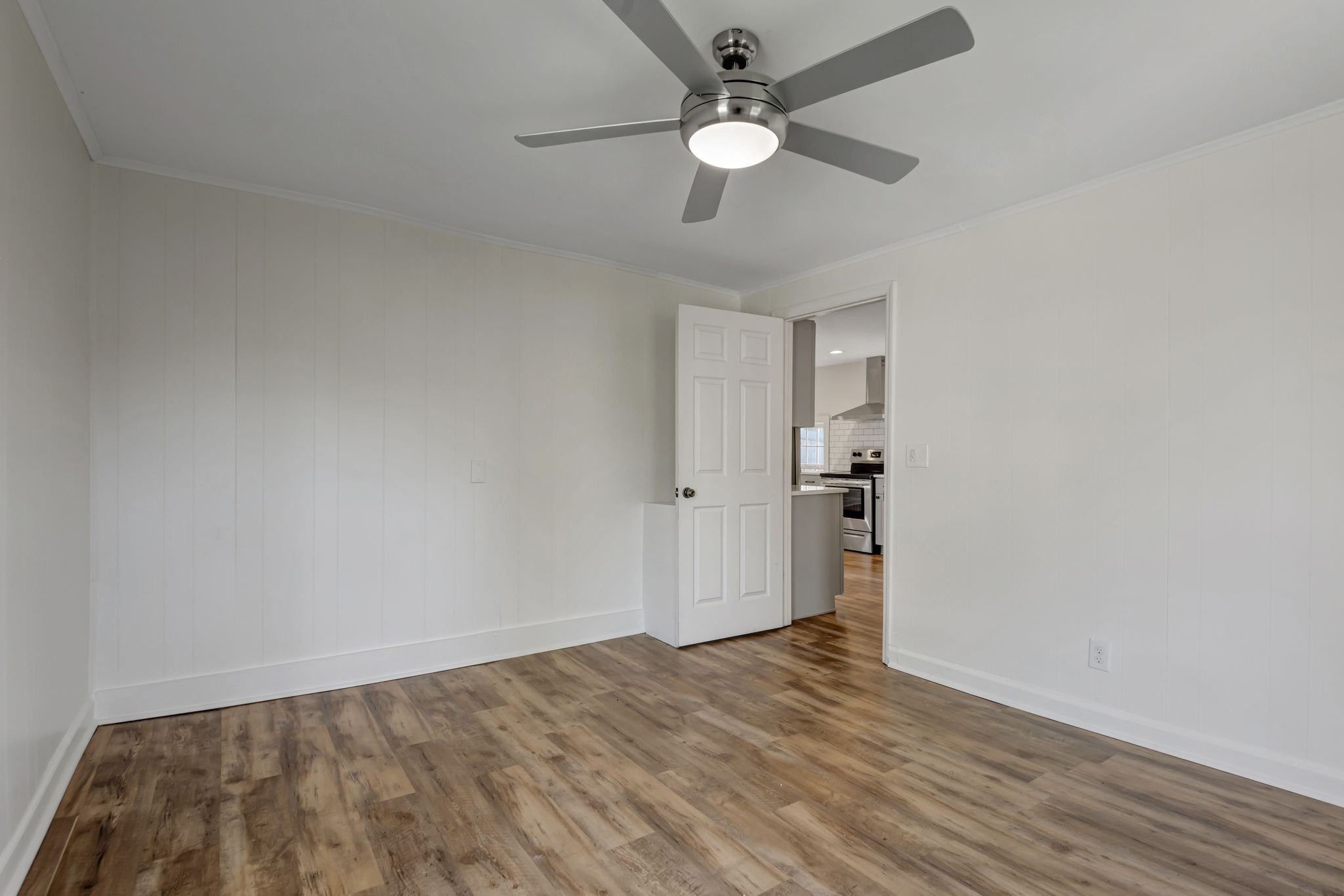 2404 Burbank Ave Property Photo 18