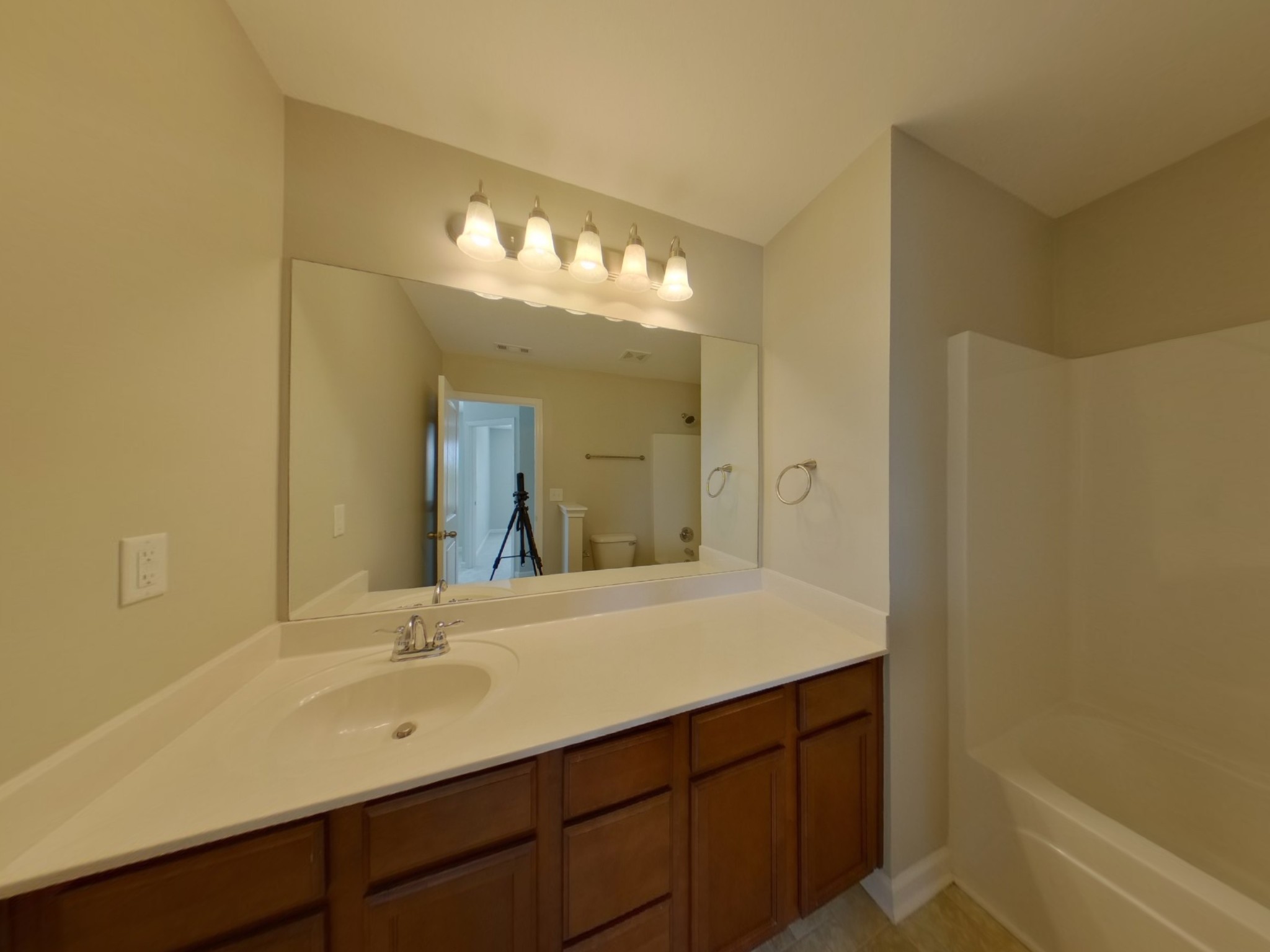 7114 Colquitt Way Property Photo 11