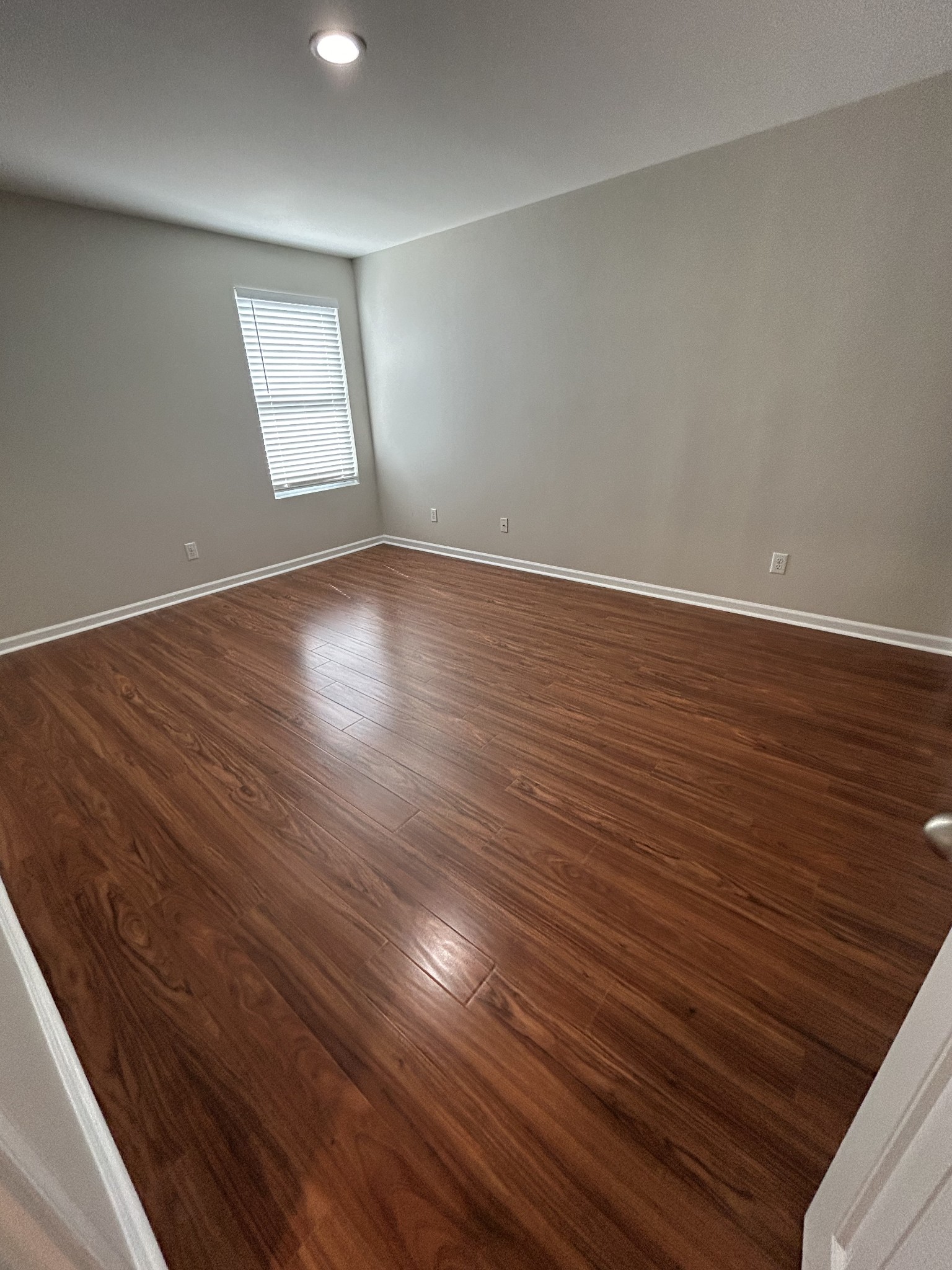 1856 Looking Glass Ln Property Photo 23