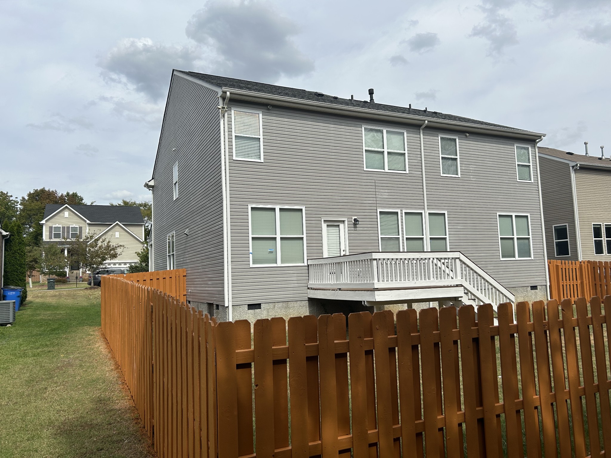 1856 Looking Glass Ln Property Photo 32