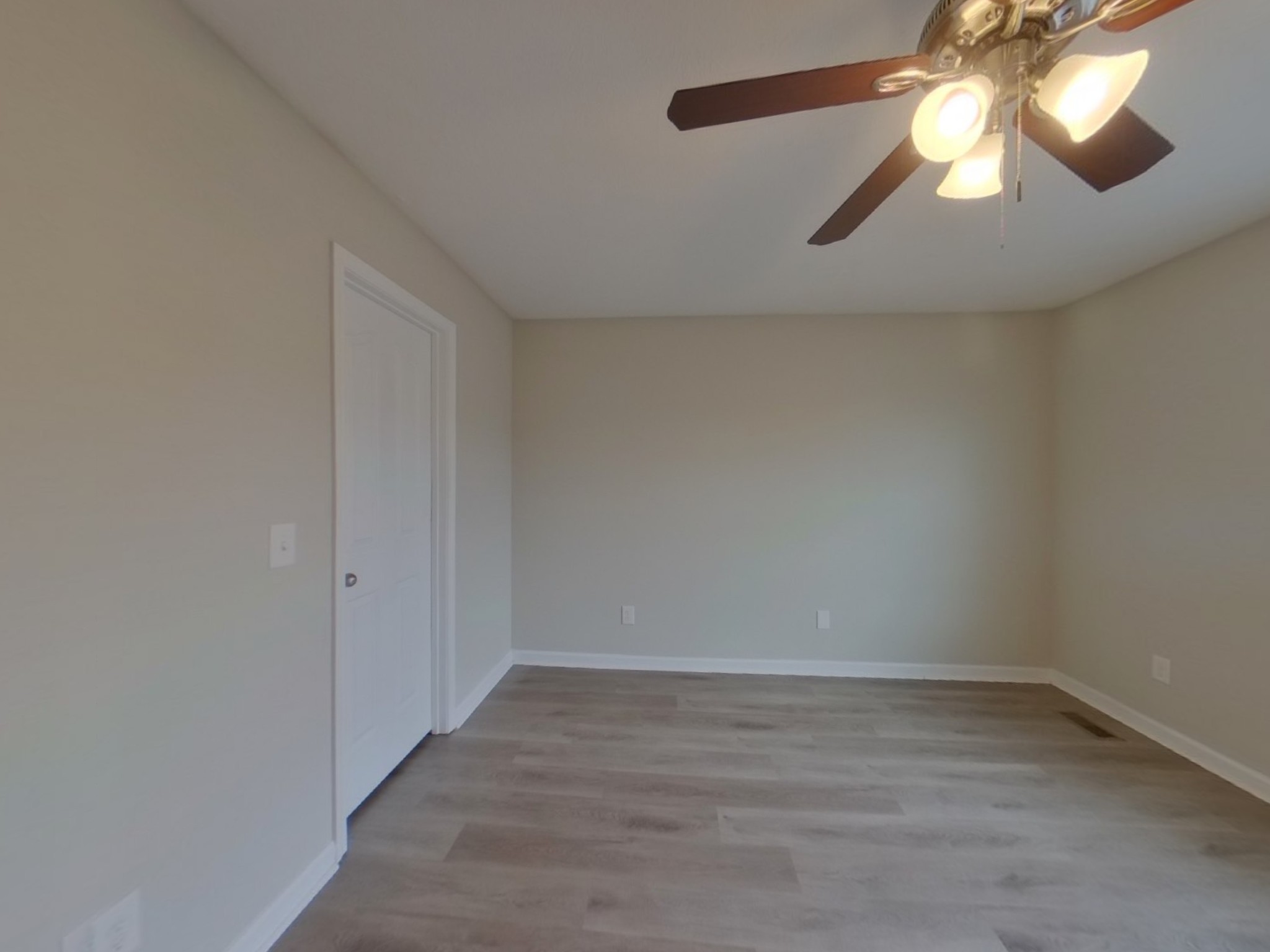 1820 Elizabeth Ln Property Photo 13