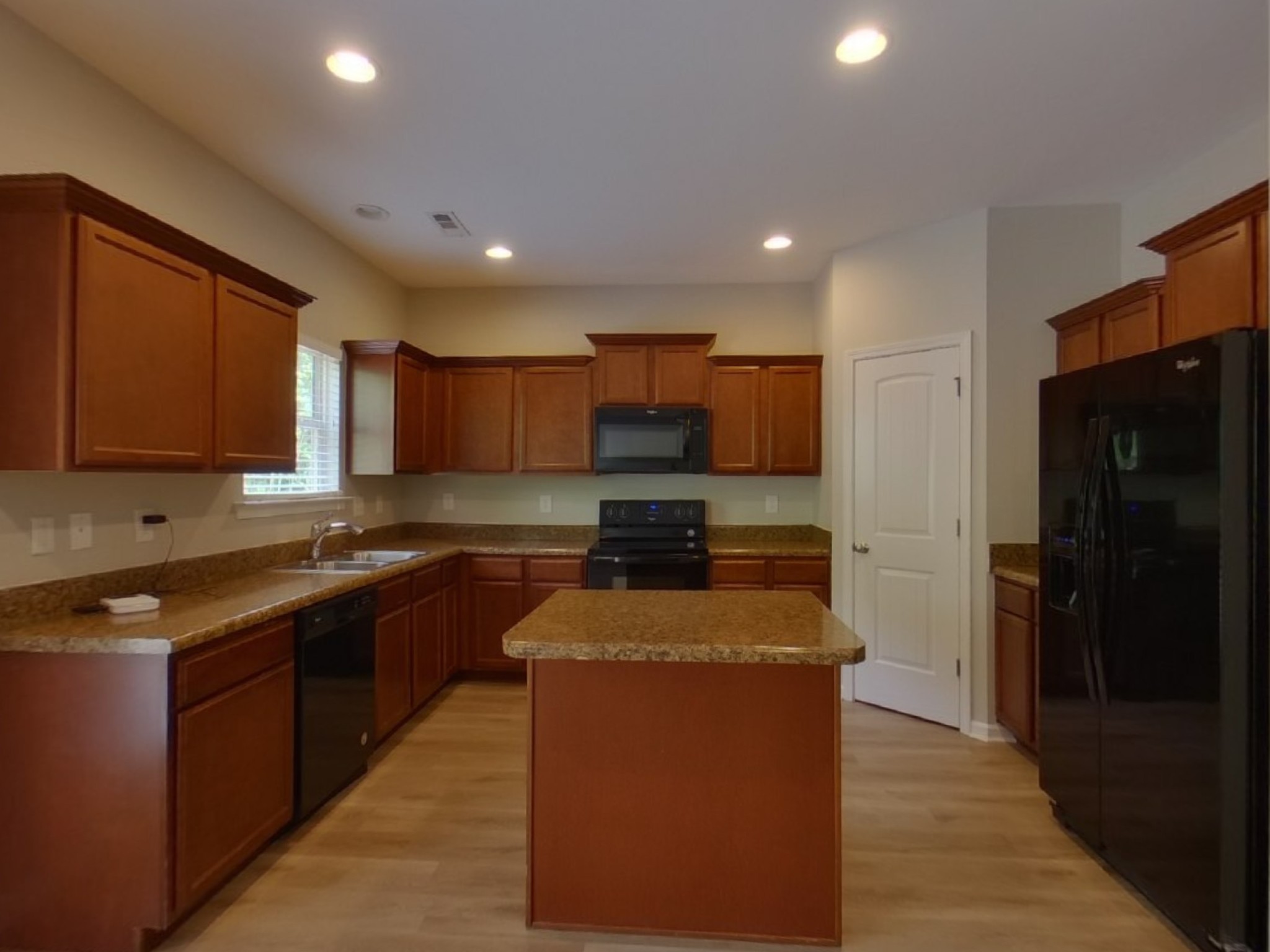 7114 Colquitt Way Property Photo 7