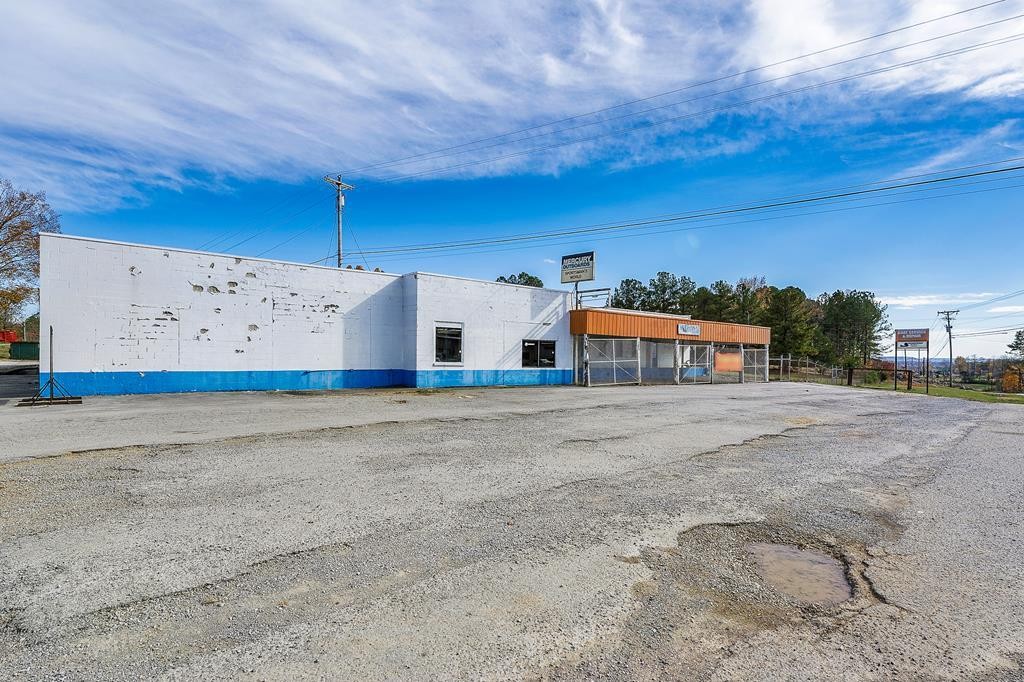 1470 S Jefferson Ave Property Photo