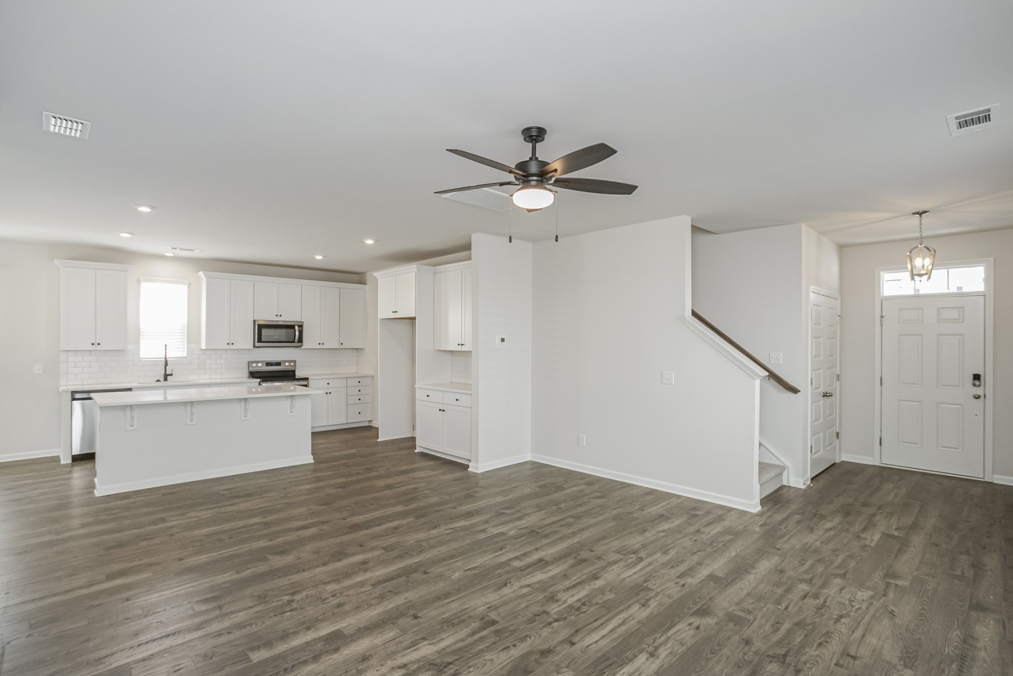 1320 Harmony Hill Lane Property Photo 4