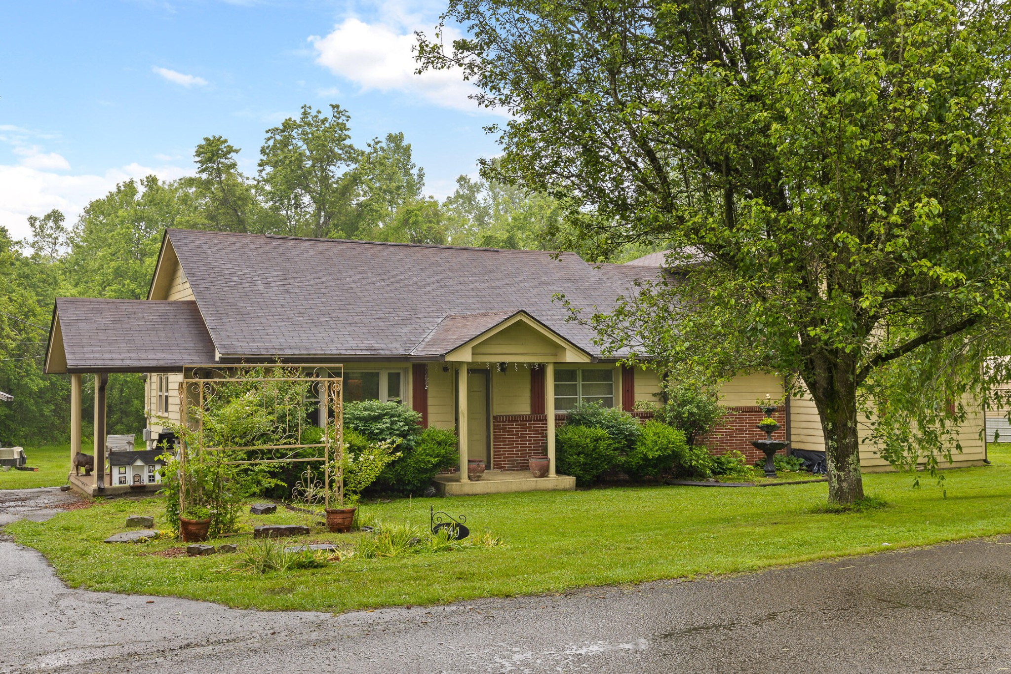 640 3rd Street Property Photo 1