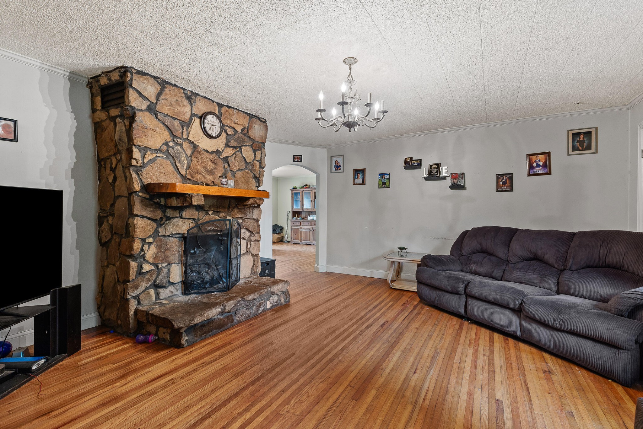 640 3rd Street Property Photo 5