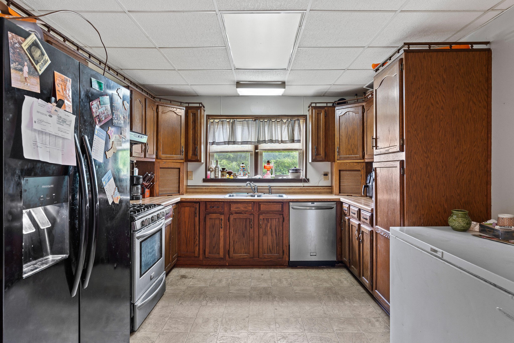 640 3rd Street Property Photo 10
