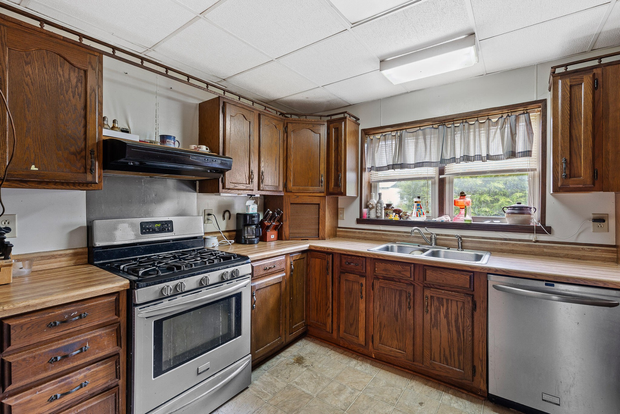 640 3rd Street Property Photo 11