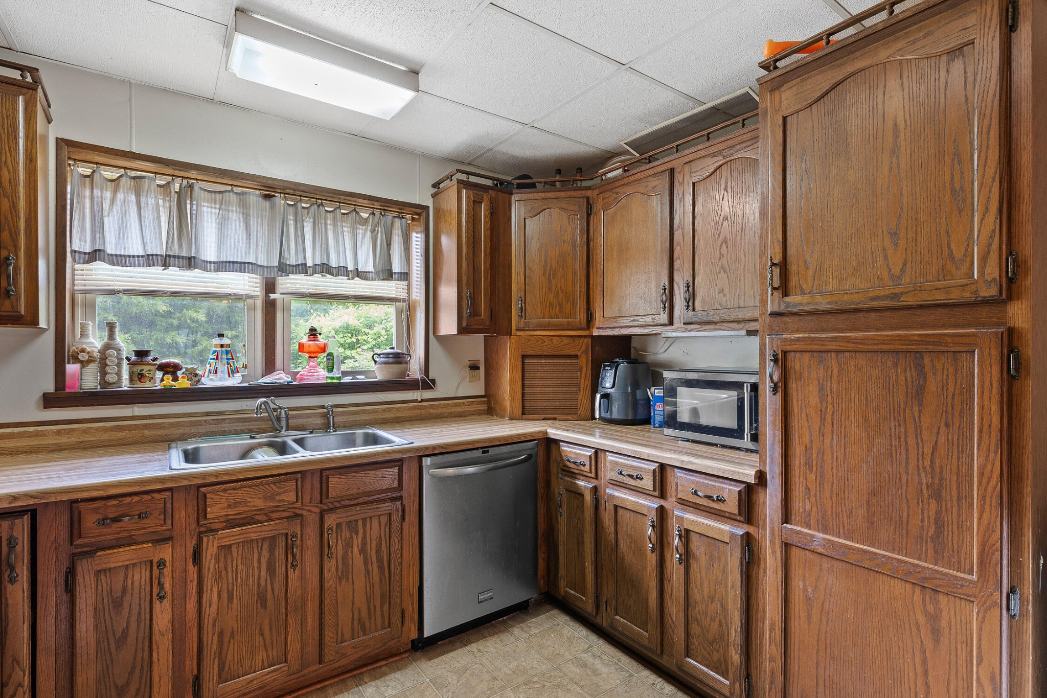 640 3rd Street Property Photo 12