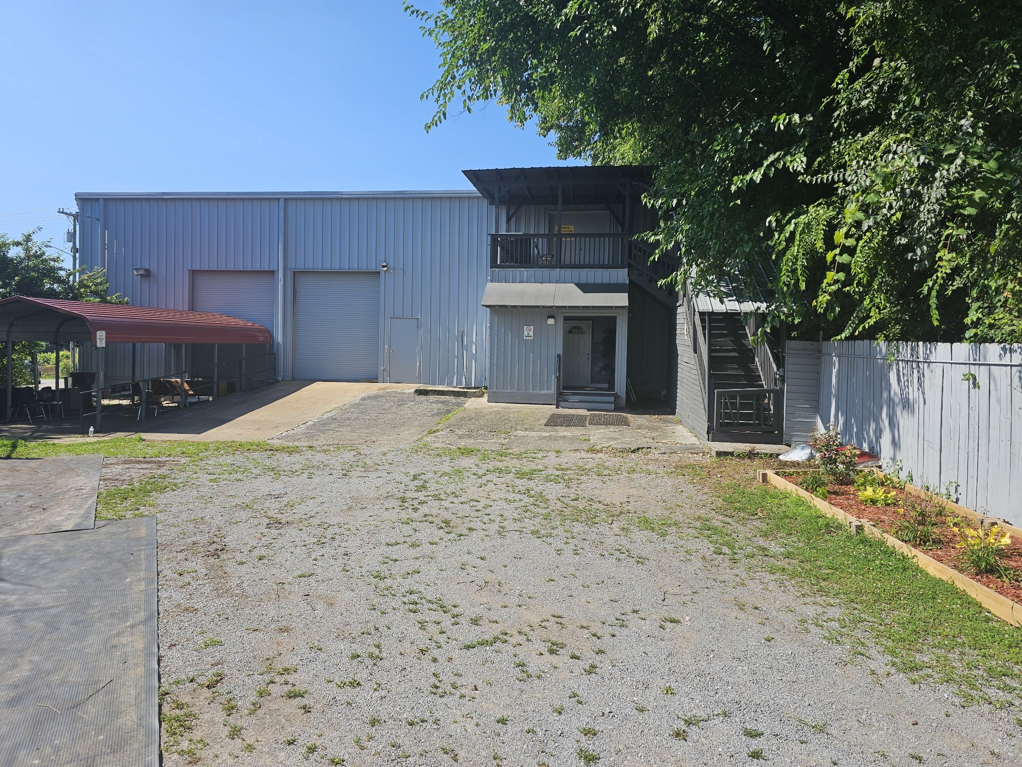 404 Wingrove St Property Photo 17