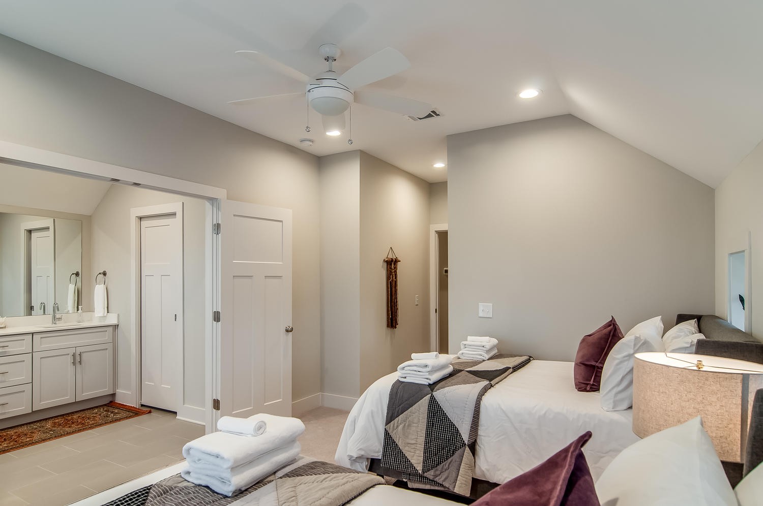 2021 Beech Avenue Property Photo 7
