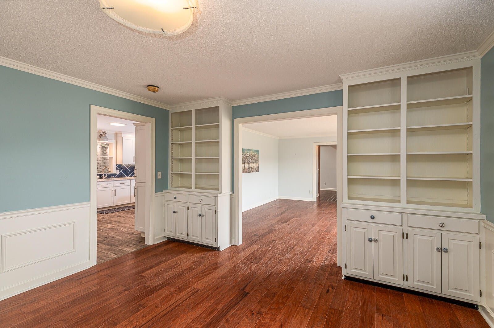 204 Brookwood Drive Property Photo 6