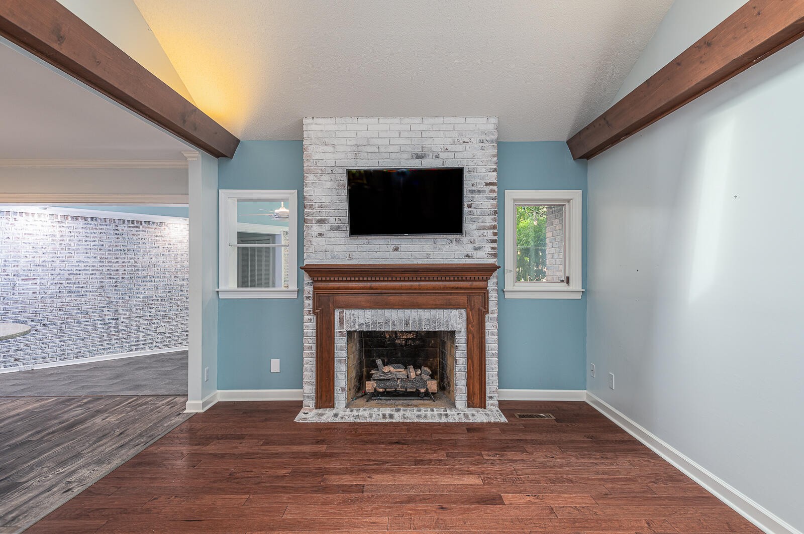 204 Brookwood Drive Property Photo 15