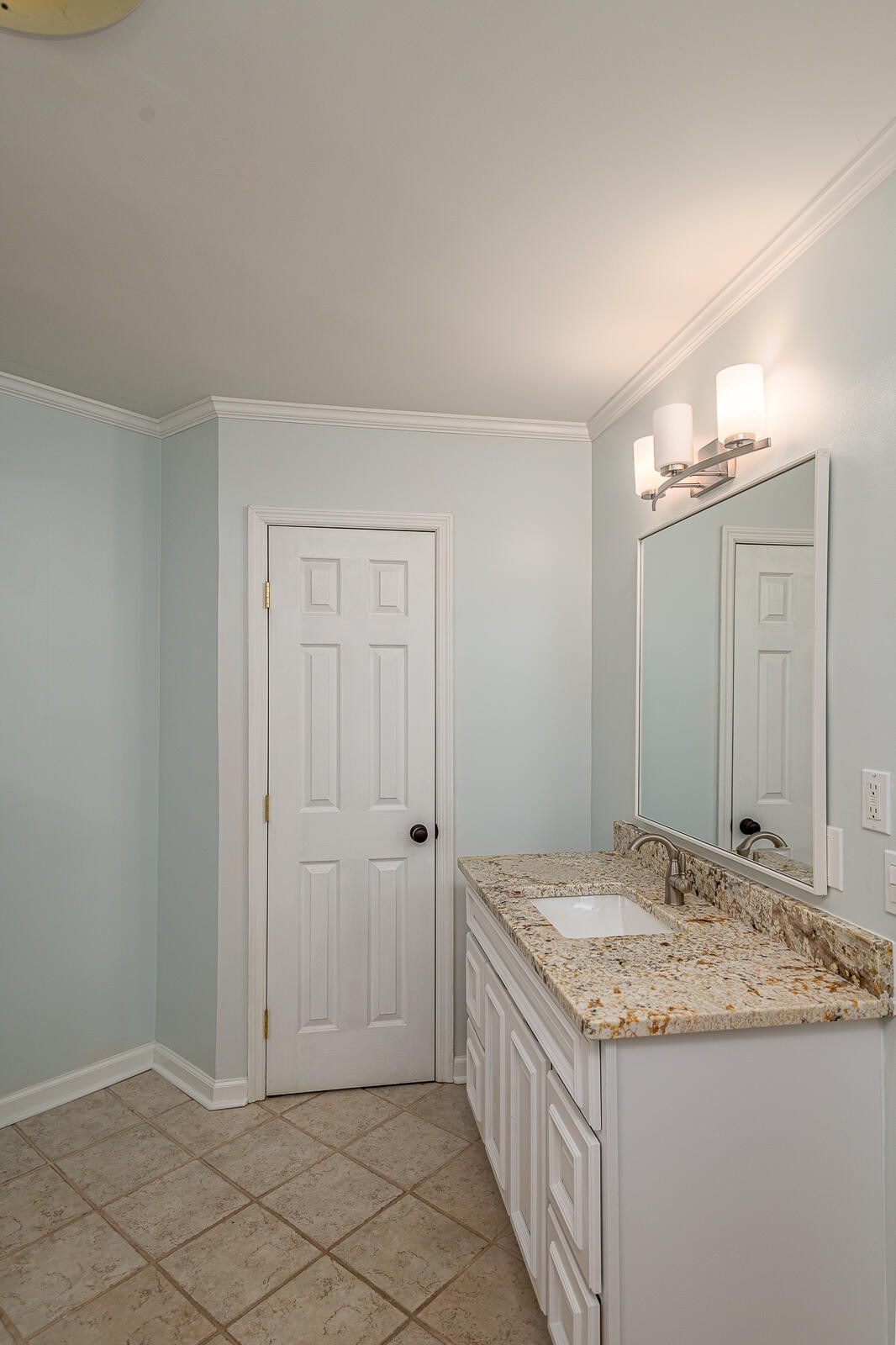 204 Brookwood Drive Property Photo 25