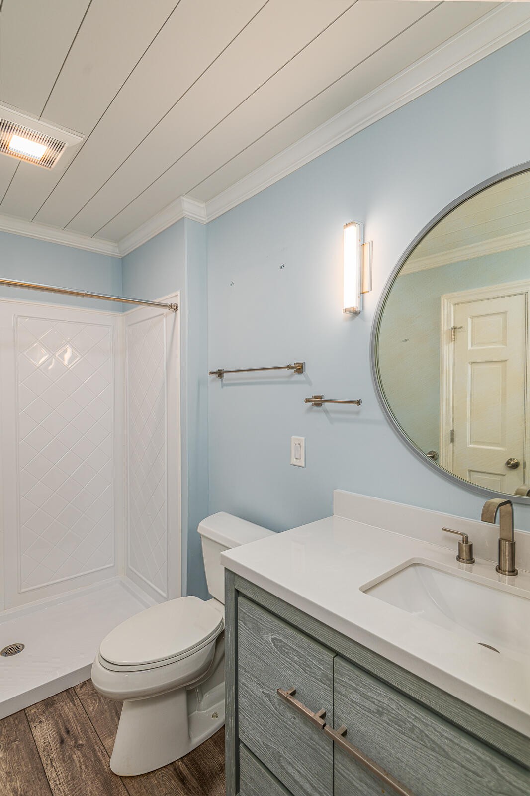 204 Brookwood Drive Property Photo 28