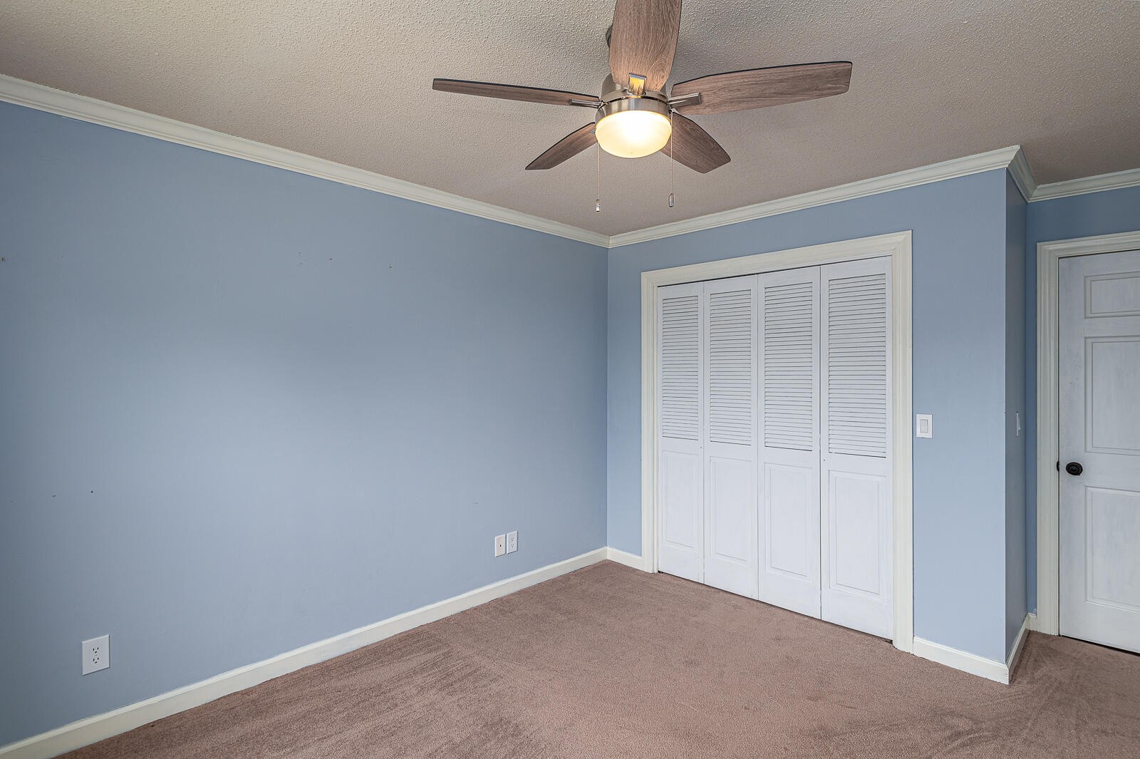 204 Brookwood Drive Property Photo 32