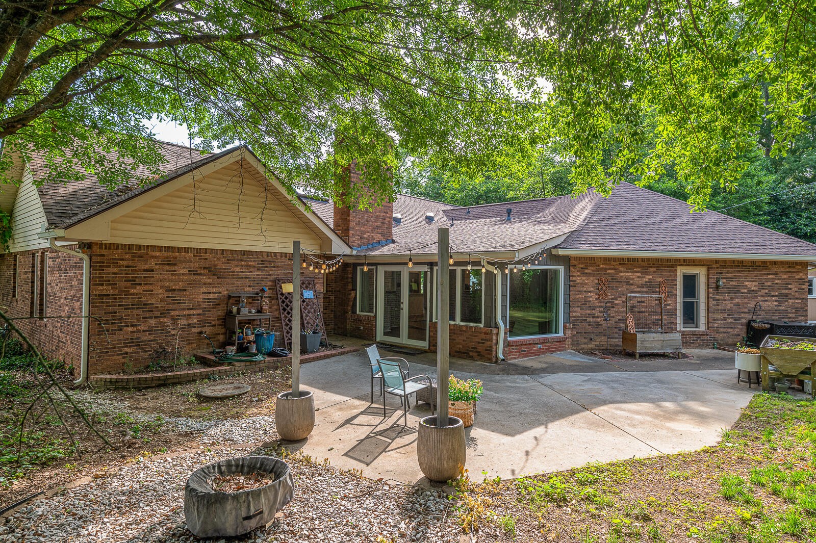 204 Brookwood Drive Property Photo 35