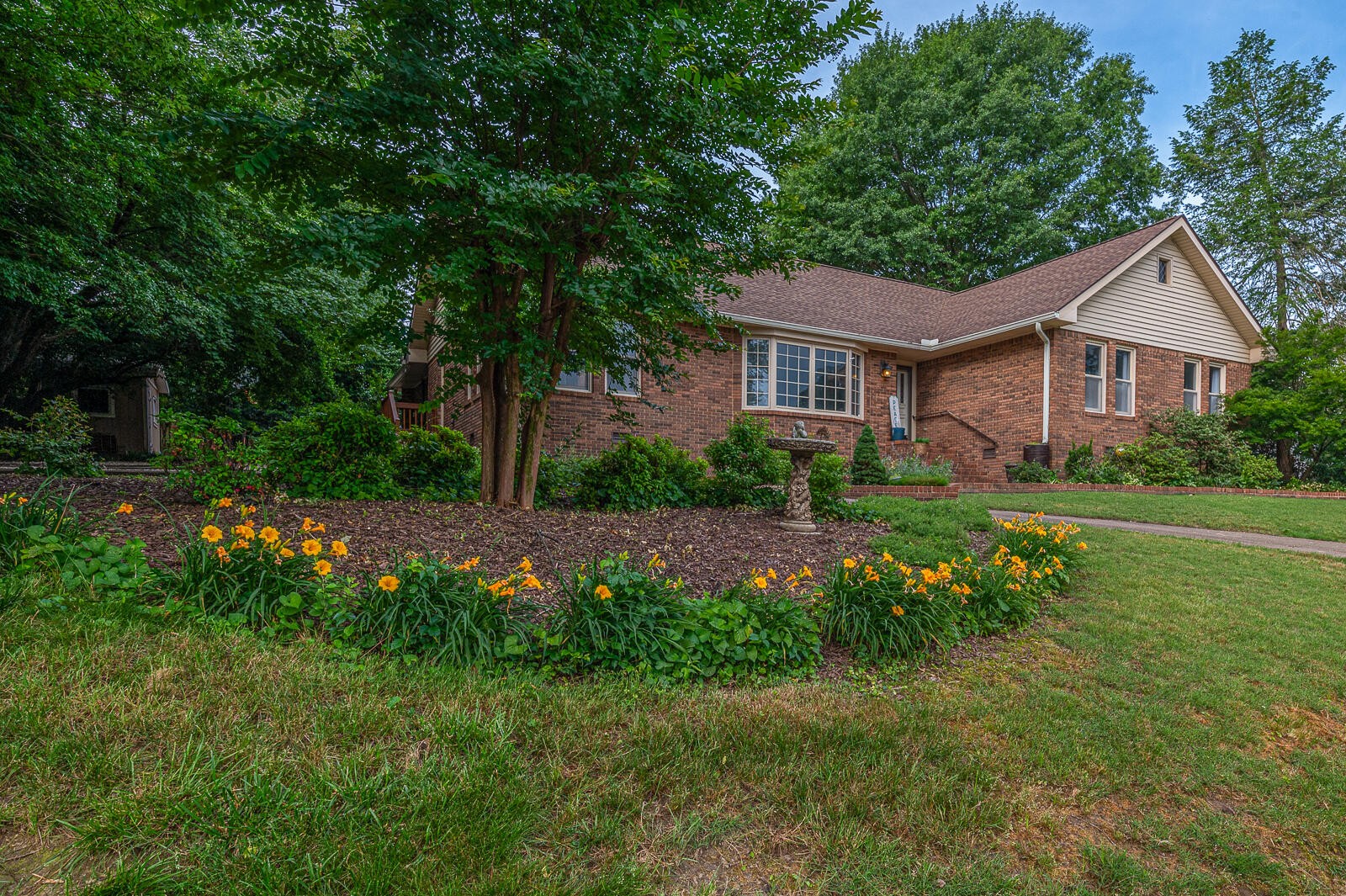 204 Brookwood Drive Property Photo 42