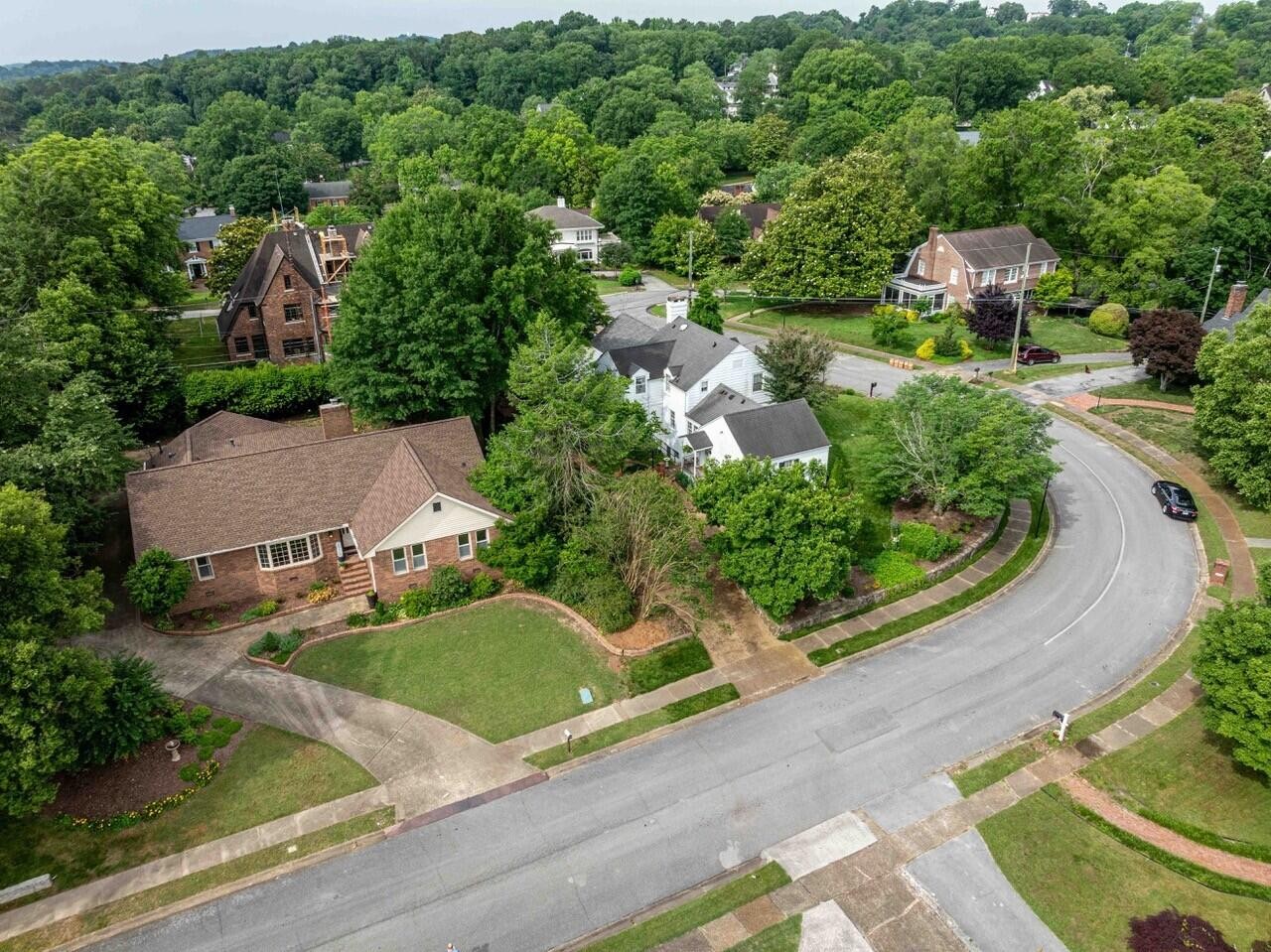 204 Brookwood Drive Property Photo 49