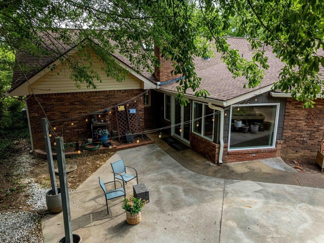 204 Brookwood Drive Property Photo 56